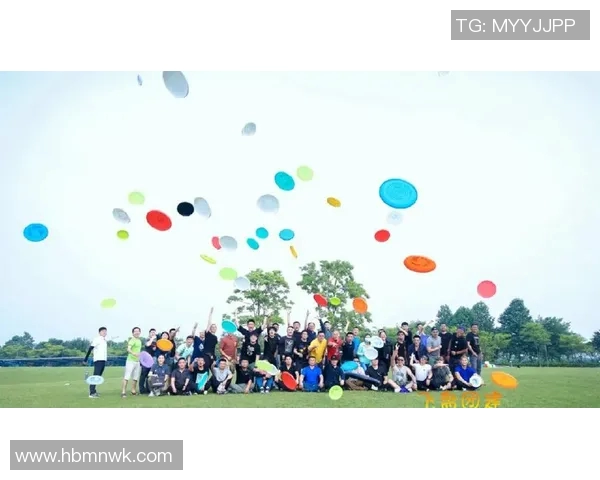 南京飞盘队与重庆飞盘队赛后复盘分析及状态对比探讨