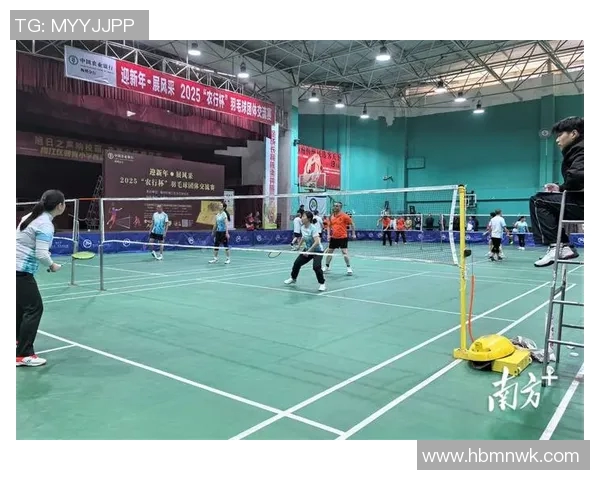赛后复盘:广州羽毛球队与上海羽毛球队的团队协作与战术分析 赛后复盘:广州羽毛球队与上海羽毛球队的团队协作与战术分析
