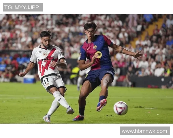 巴萨足球明星合照展现团队精神与辉煌历史的瞬间